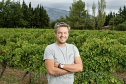 Les 8 Sarments - Gautier Andry logo