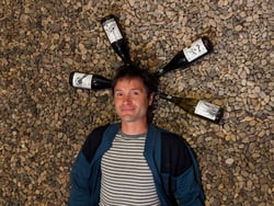 L'Homme à Tête De Vin - Nicolas Caillaux logo