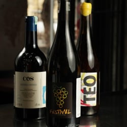ÀGORÀ Wine & Deli 1385055