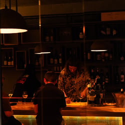 Grapes Wine Bar 1370498