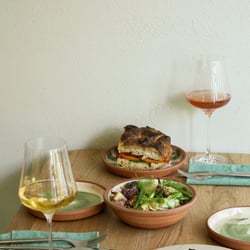 Isca Wines 909883