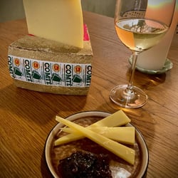 Barometr wine & dining bar 1316835
