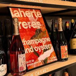 Grapes Wine Bar 1375446