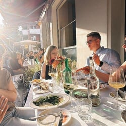 Almi Bistro 1372796