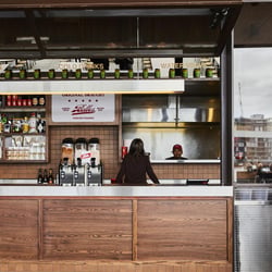 Belles Hot Chicken Barangaroo 1385324