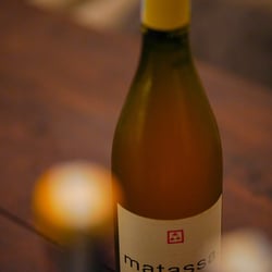 Gụ Wine Bistro 1351372