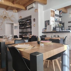 Isaan Thai Restaurant 1366580
