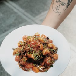 June Eatery 1387952