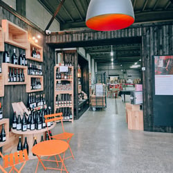 Couleur Vin SRL 1335760