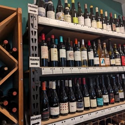 Little Sister Wine Shop 906865