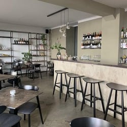 BOHO Wine & Bar. 805901