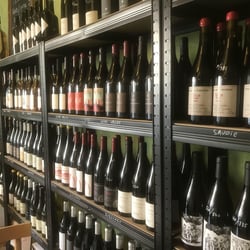 Dany’s Wine Bar 769047