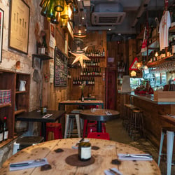 La Cabane Wine Bistro 773684