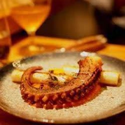 MuST Natural Wine Bar 275707