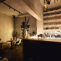 Nomi winebar 709939