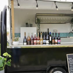 Pur Jus – bar à vin nomade – winetruck 467245