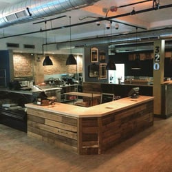 320 Market Café Media 63432