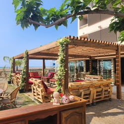 Bar/ Restaurant Bisou 677980