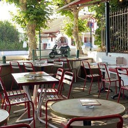Café du Fronton 675993