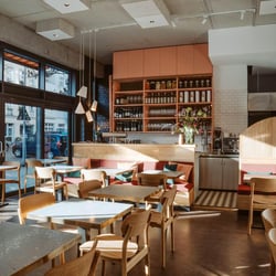 Estelle Dining 448016