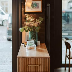 Estelle Dining 448017