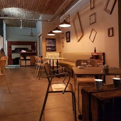 Les Halles restaurant 42351