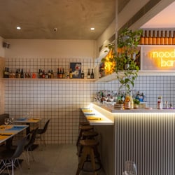 STAJ Noodle bar 638344