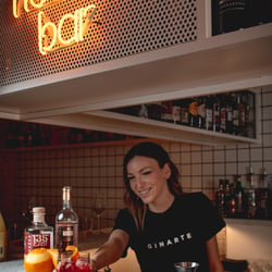 STAJ Noodle bar 638357