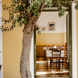 Taverna Oikonomou 795188
