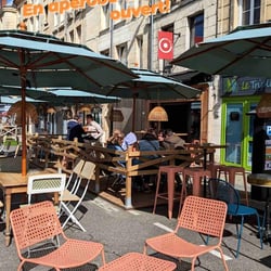 Vous êtes ici 619488