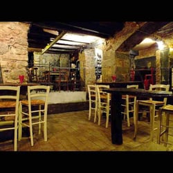 Ai Troeggi. Vino, Birra e Bruschetta 17132
