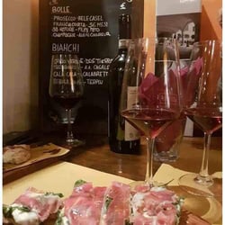 Ai Troeggi. Vino, Birra e Bruschetta 17133