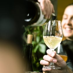Café Natural Wine Bar Espresso 689172