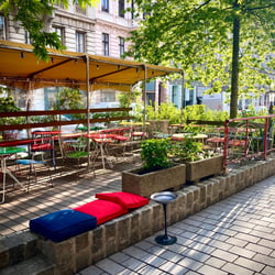 Café Natural Wine Bar Espresso 772136