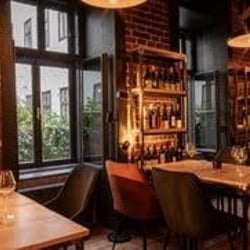 NineOfive Vienna 709855