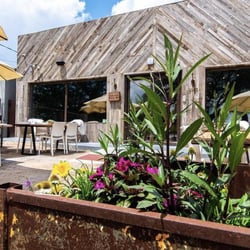 Roots Wine Bar 676062