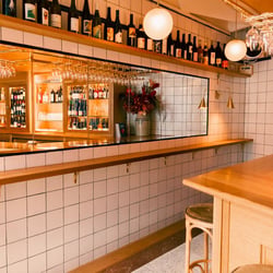 Rosie’s Wine Bar 611194
