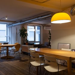 SONDER COFFEE ROASTERY & CAFE 799058