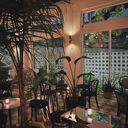 The Tell Me Bar 758036