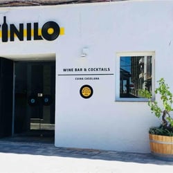 Vinilo Wine Bar & Bistro 67517