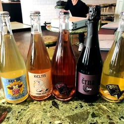 Amber Wines & Bar Légère 381771