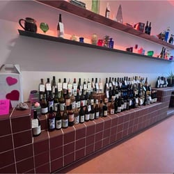 Club Paris Bottle Shop & Wine Bar 788123