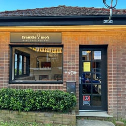 Frankie & Mo’s Wine Shop & Bar 641734