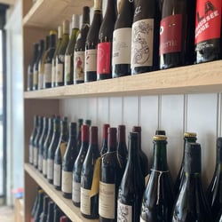 Dina Wines 475090