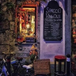 Spaccio Vini e Olii 80195