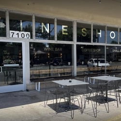 The Violet Crown Wine Bar & Coffee Shop 682702