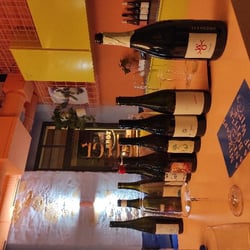 Tipsy Wine Concept Store 651387