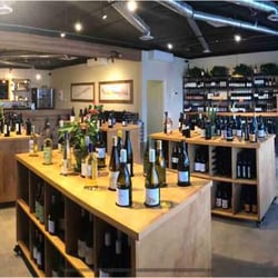 Uptown Wine Merchant 254761