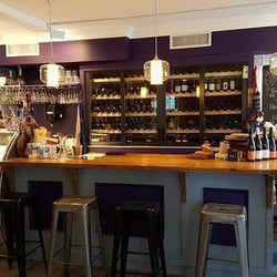 ViV Wine Bistro 12181