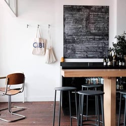 Wines of While 88201
